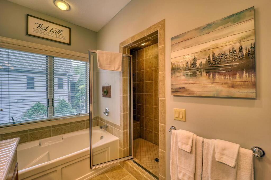 Bucket List Views Sugar Mountain Private Condo - 2Bed, 2Bath, Sleeps 6, Panoramic Views Of Mountains From Large Deck, Short Drive To Shopping, Restaurants, Cafes & Banner Elk Town 외부 사진