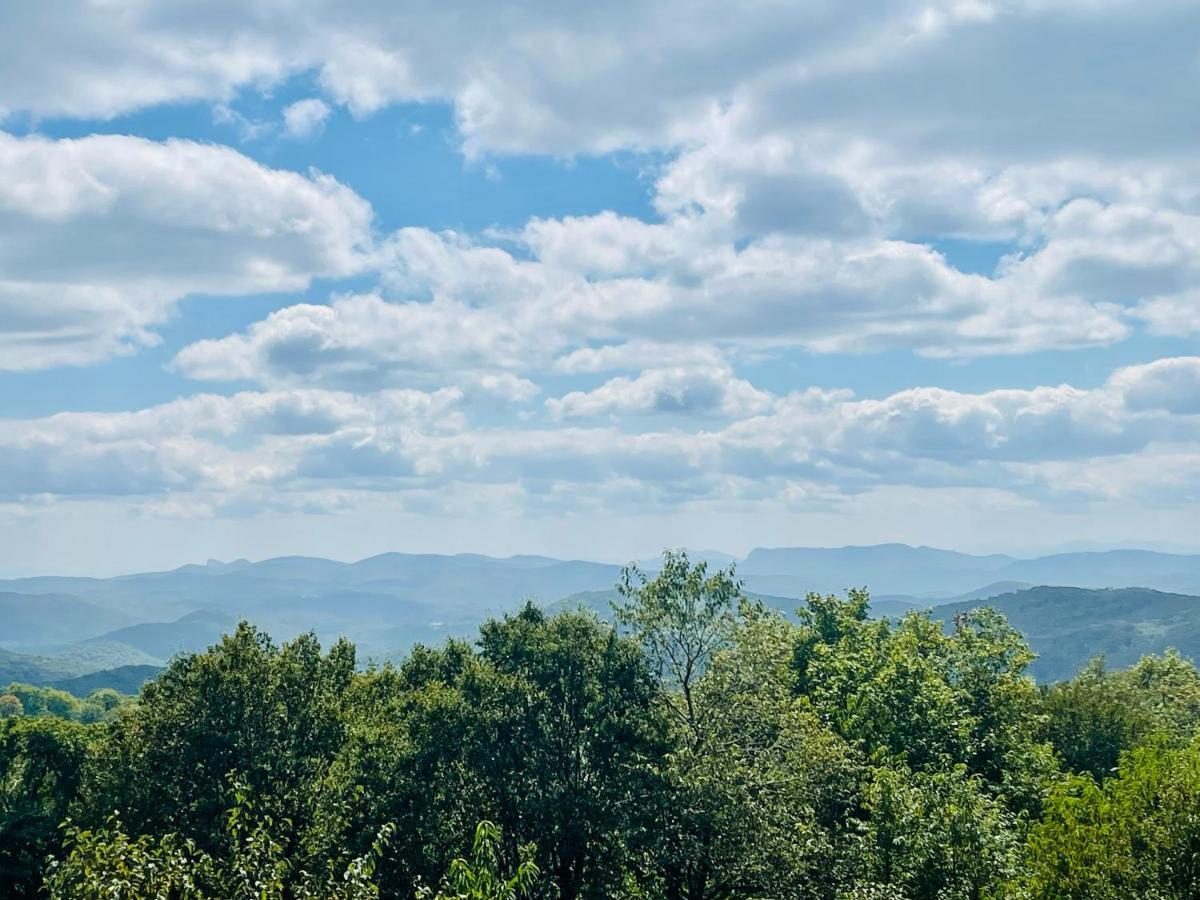 Bucket List Views Sugar Mountain Private Condo - 2Bed, 2Bath, Sleeps 6, Panoramic Views Of Mountains From Large Deck, Short Drive To Shopping, Restaurants, Cafes & Banner Elk Town 외부 사진