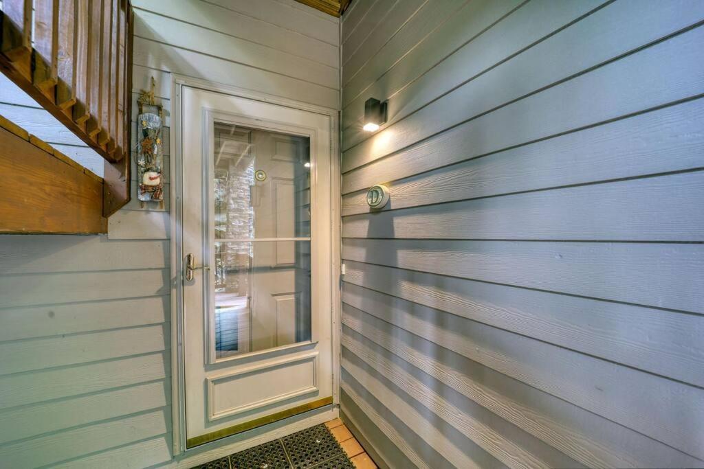 Bucket List Views Sugar Mountain Private Condo - 2Bed, 2Bath, Sleeps 6, Panoramic Views Of Mountains From Large Deck, Short Drive To Shopping, Restaurants, Cafes & Banner Elk Town 외부 사진